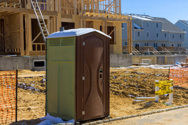 Best Portable restroom trailer rental  in Cedar Knolls, NJ